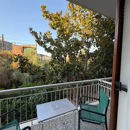 Puente Hotel Méthana